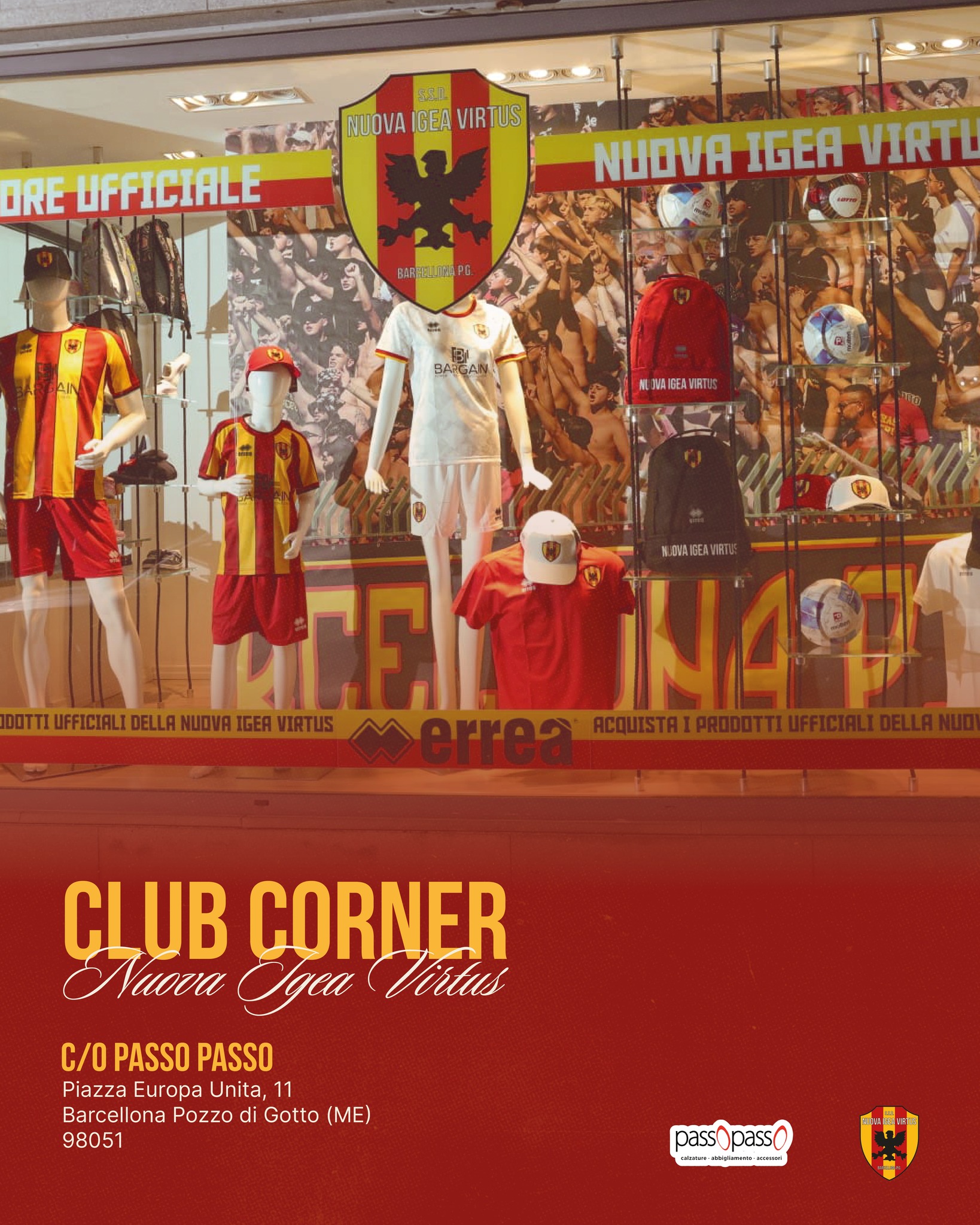 La vetrina reale del Club Corner Shop presso Passo Passo con maglie, zaini e accessori Nuova Igea Virtus